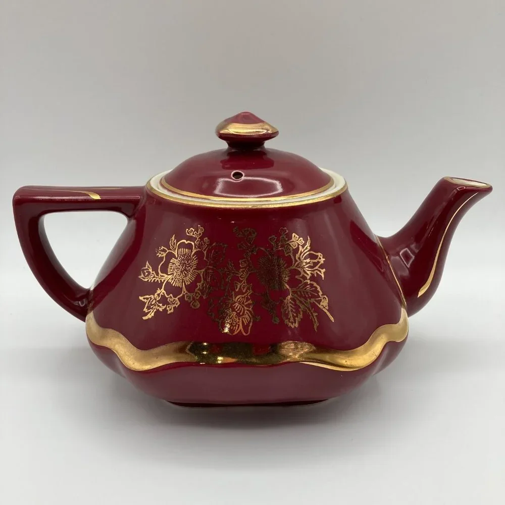 Vintage Rare Hall 0178 Baltimore Style Floral Design 6 Cup Teapot Circa 1950's